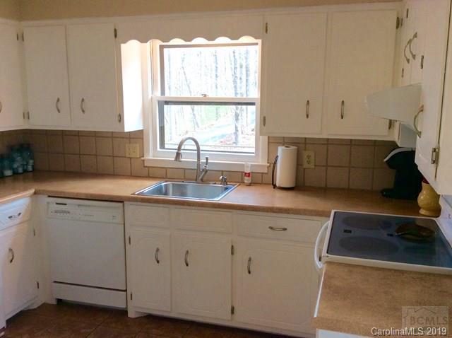 Property image 2 at 2945 Woodstream Drive, Valdese, NC 28690