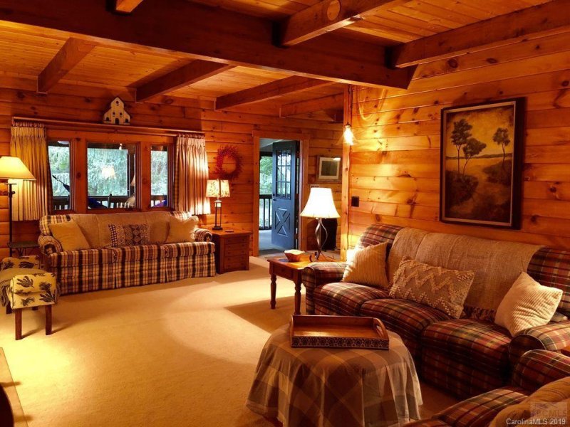 Property image 4 at 7109 Grandview Ext, Newland, NC 28657