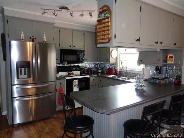 Property image 2 at 89 Loblollie Rd, Taylorsville, NC 28681