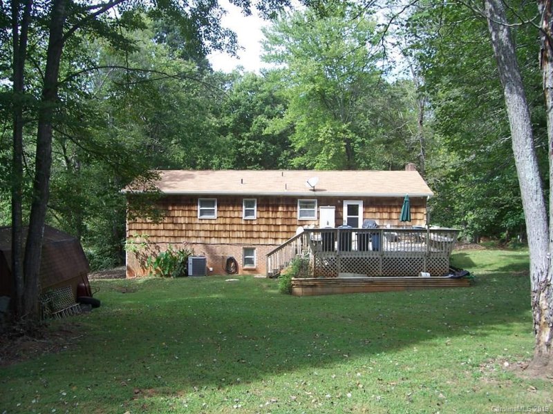 Property image 2 at 2985 Woodstream Drive, Valdese, NC 28690