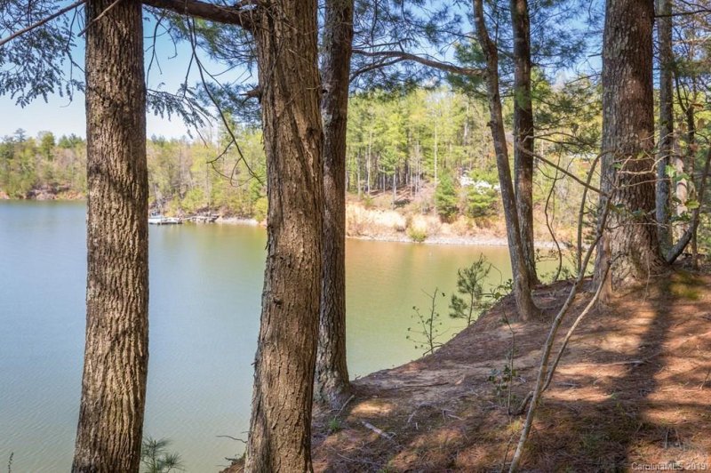 Property image 2 at 1010 Overlook Cove, Morganton, NC 28655