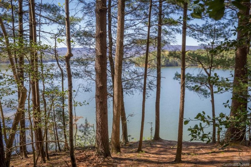 Property image 3 at 1010 Overlook Cove, Morganton, NC 28655