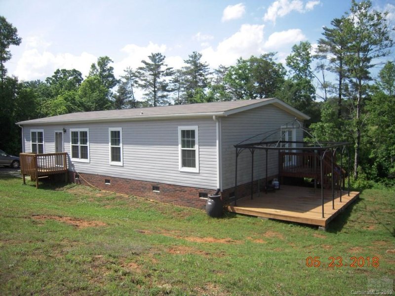 Property image 4 at 3002 Dalton Drive, Morganton, NC 28655