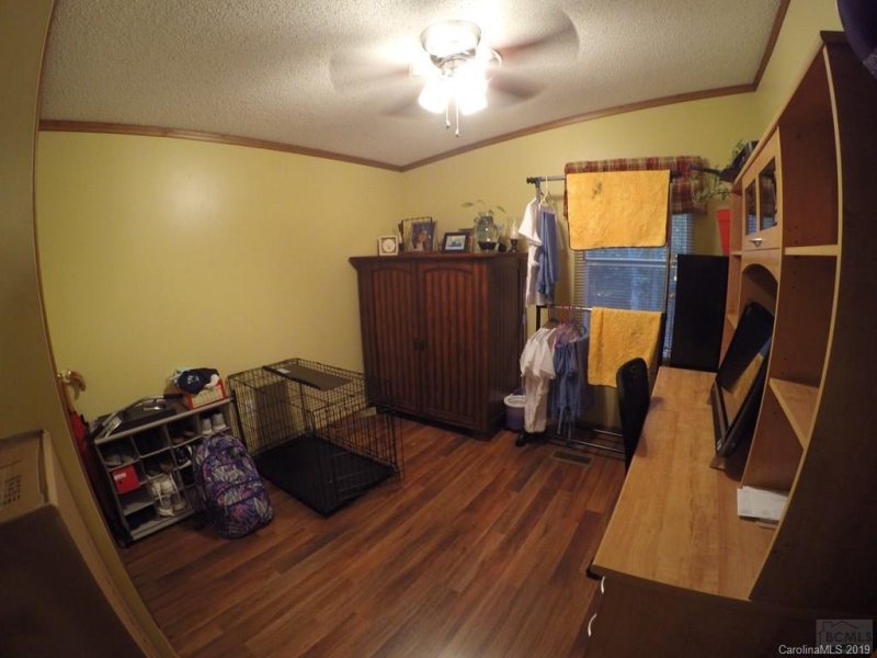 Property image 4 at 124 Scotts Cove Rd, Nebo, NC 28761