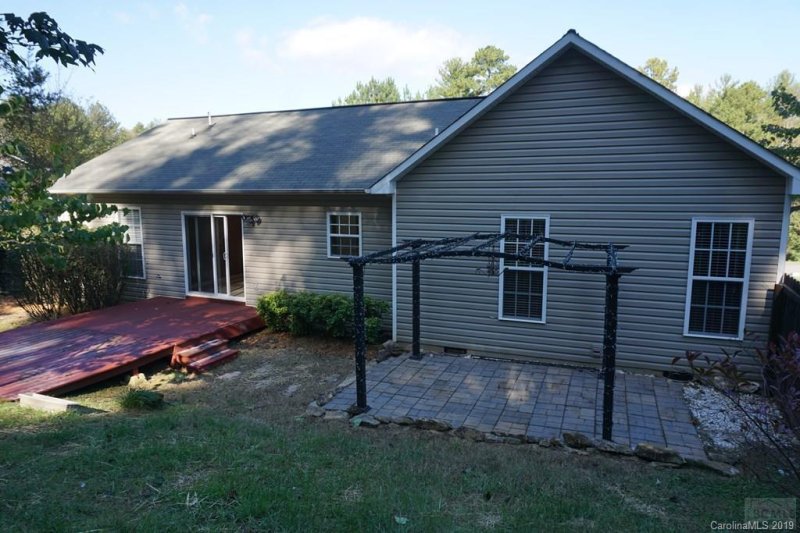 Property image 4 at 122 Doe Run Court, Morganton, NC 28655