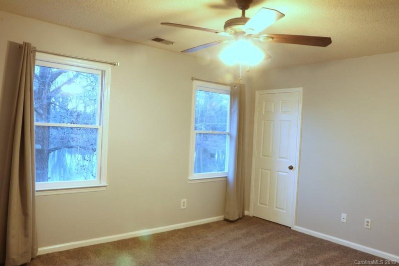 Property image 5 at 5120 Fair Wind Lane, Charlotte, NC 28212