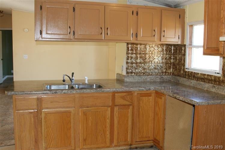 Property image 3 at 134 Cripple Creek Lane, Statesville, NC 28677