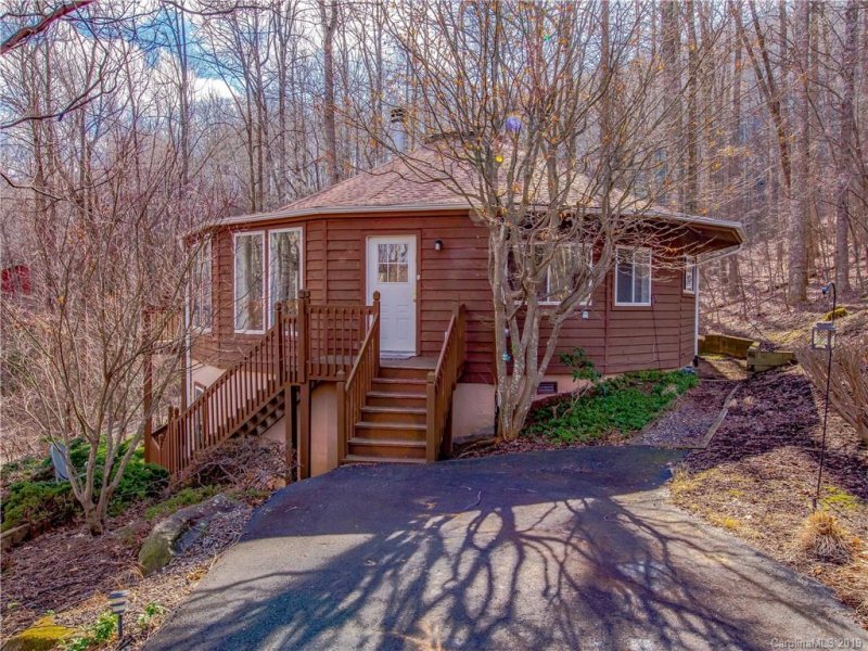 Property image 3 at 132 Carriage Drive, Fairview, NC 28730