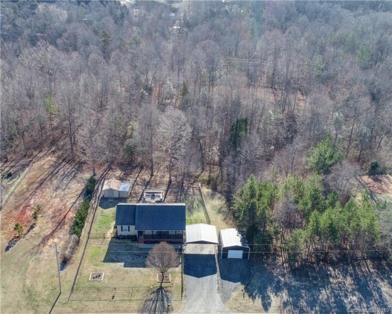 Property image 2 at 125 Dayton Road, Dallas, NC 28034