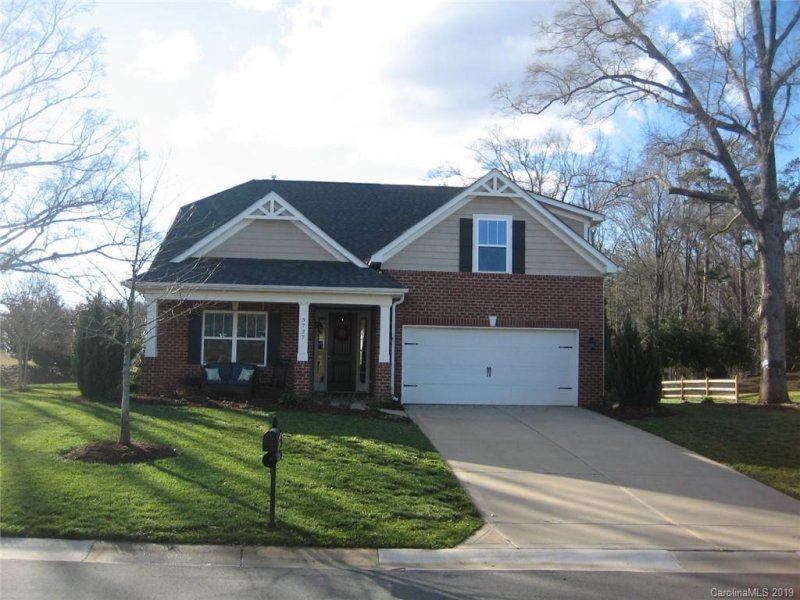 5727 Gatekeeper Lane