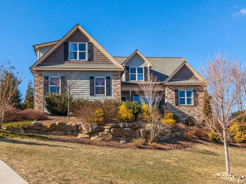 166 Tryon View Drive