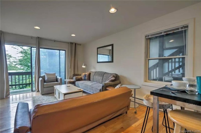 Property image 4 at 105 Upper Holiday Lane, Beech Mountain, NC 28604