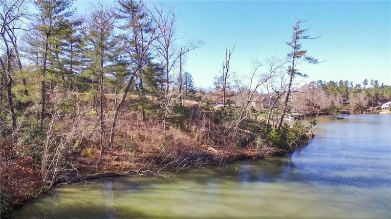 Property image 3 at 4712 Crystal Cove Place, Hickory, NC 28601