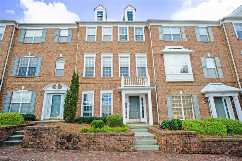 14918 Ballantyne Village Way