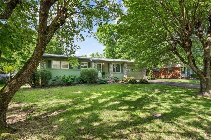 Property image 2 at 39 Skyview Terrace, Asheville, NC 28806