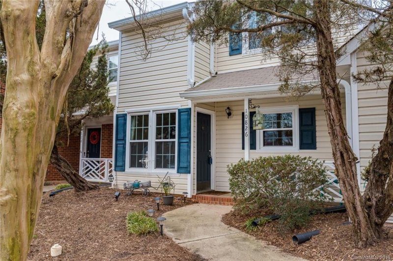 10826 Winterbourne Court