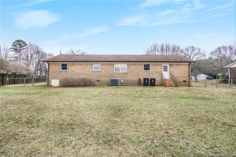 Property image 5 at 6510 Weldon Circle, Concord, NC 28027