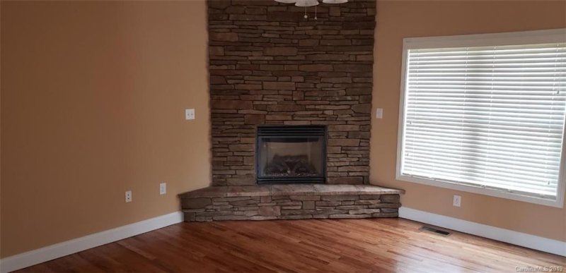 Property image 4 at 7 Spring Oak Court, Leicester, NC 28748