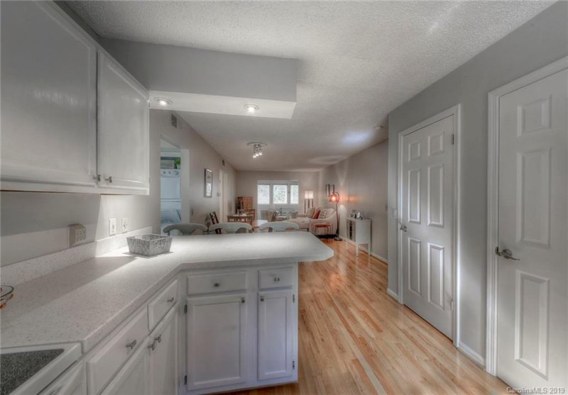 Property image 5 at 51 Lake Drive, Hendersonville, NC 28739