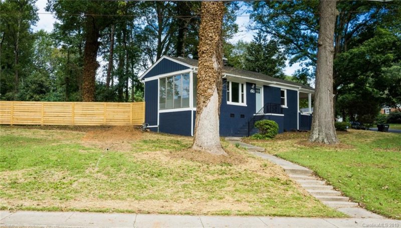 Property image 3 at 3301 Maywood Drive, Charlotte, NC 28205