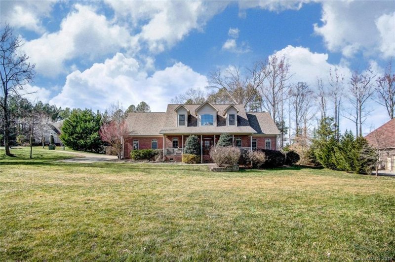 Property image 2 at 442 Crowders Bluff Court, Clover, SC 29710