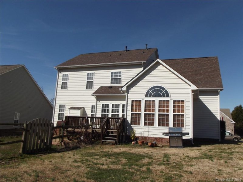 Property image 3 of 5803 Potters Trace Road in Potters Trace, Monroe, NC 28110