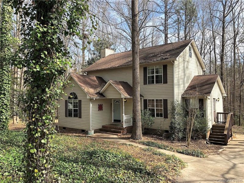 1539 Nichole Lane