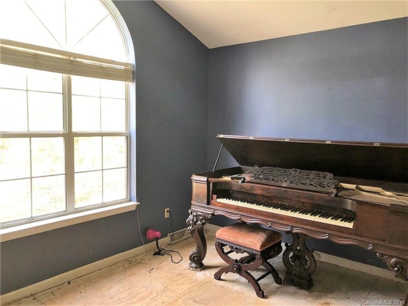 Property image 2 at 1539 Nichole Lane, Fort Mill, SC 29708