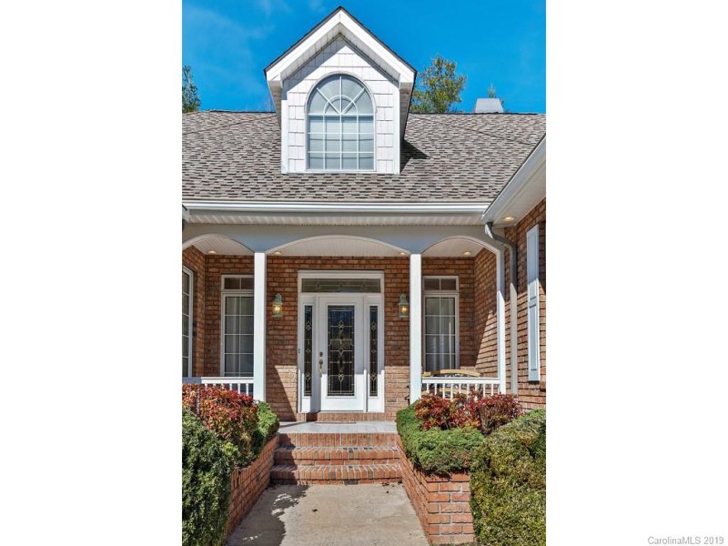 Property image 4 at 12 Ashley Place, Hendersonville, NC 28739