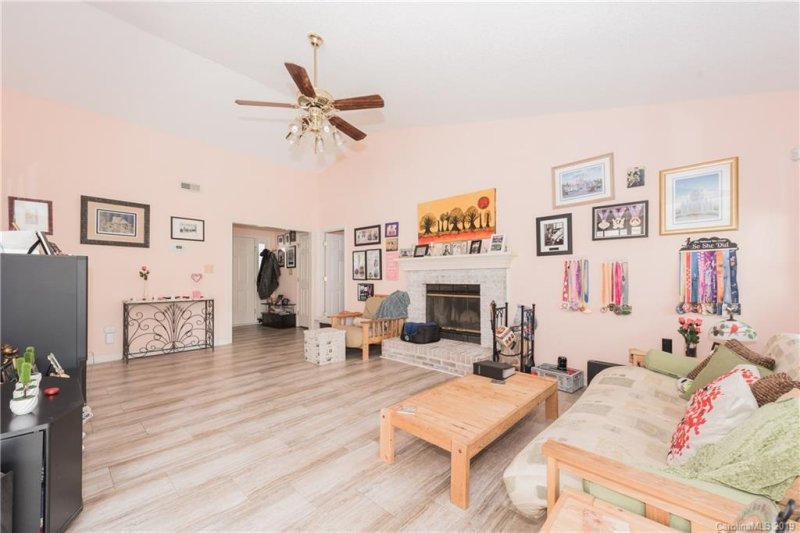 Property image 5 at 4319 Wynborough Lane, Charlotte, NC 28269