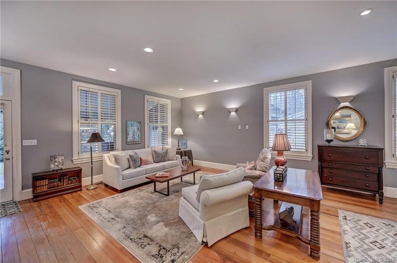 Property image 5 at 2101 Sharon Avenue, Charlotte, NC 28211