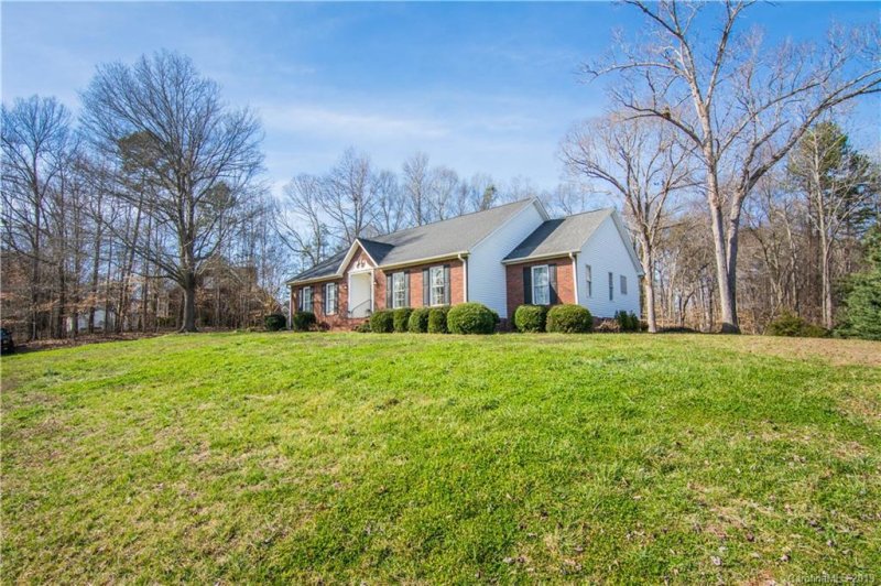 Property image 3 at 705 Rocky Ridge Court, York, SC 29745
