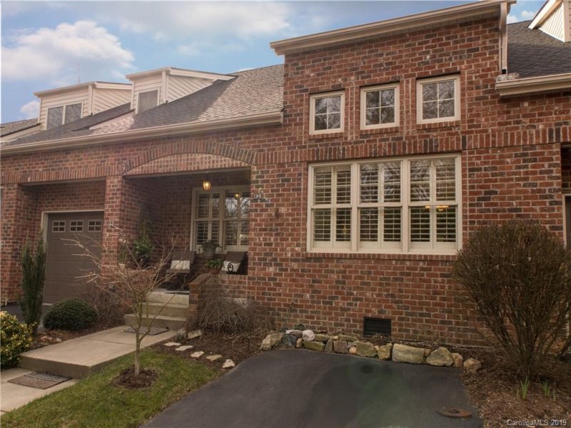 Property image 3 at 138 Wash Creek Drive, Hendersonville, NC 28739