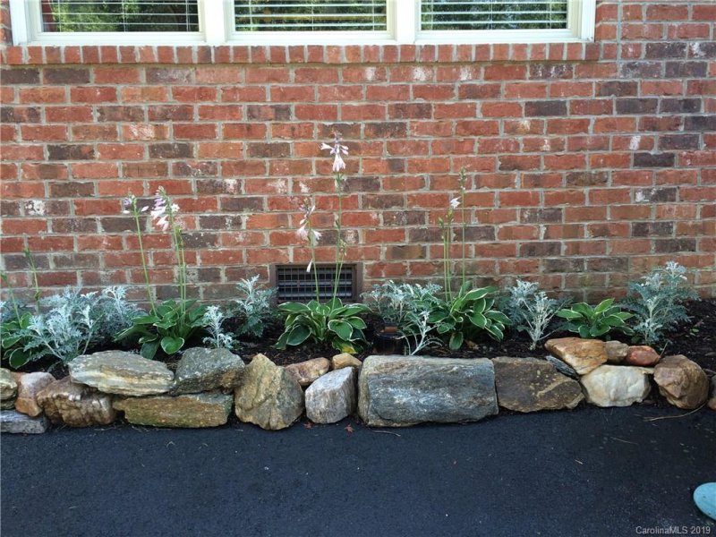 Property image 4 at 138 Wash Creek Drive, Hendersonville, NC 28739