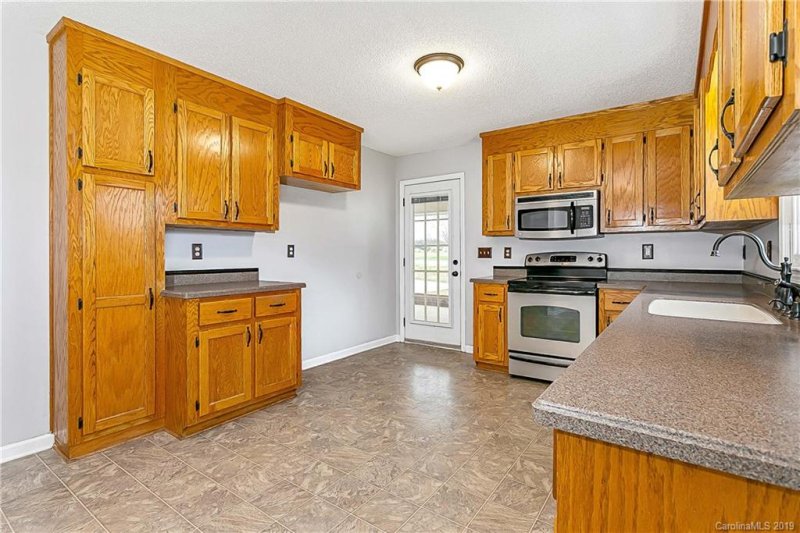 Property image 4 at 858 Crystal Springs Drive, Lincolnton, NC 28092