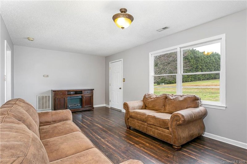 Property image 5 at 858 Crystal Springs Drive, Lincolnton, NC 28092