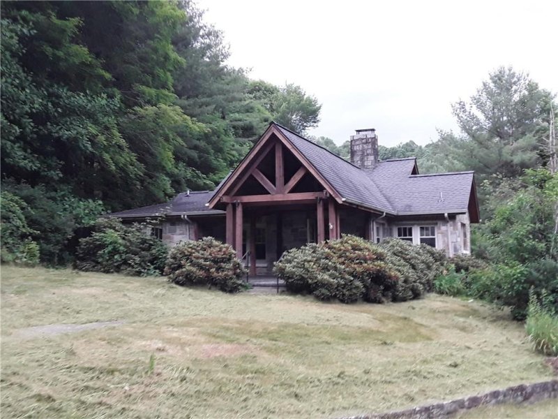 Property image 2 at 472 Rivers Edge Drive, Boone, NC 28607