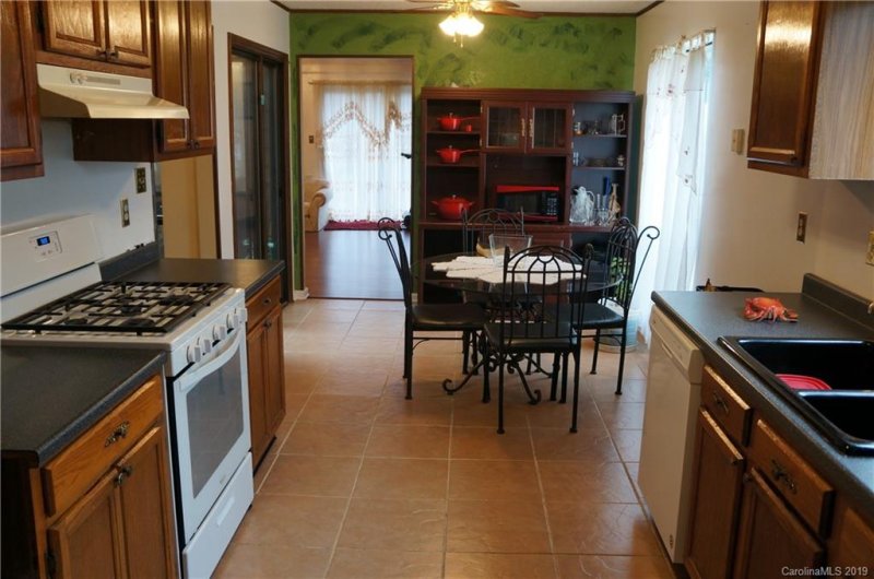 Property image 4 at 4715 Cricklewood Lane, Charlotte, NC 28212