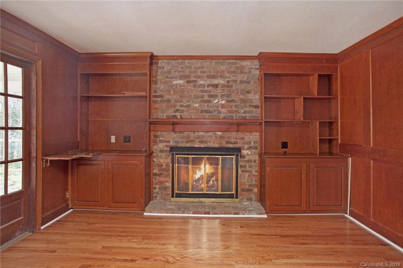 Property image 3 at 6501 Shaftesbury Road, Charlotte, NC 28270