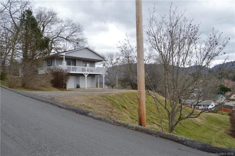Property image 2 at 150 High Street, Waynesville, NC 28786