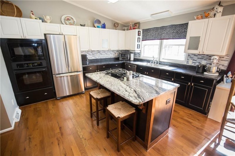 Property image 4 at 25 Brett Will Court, Taylorsville, NC 28681