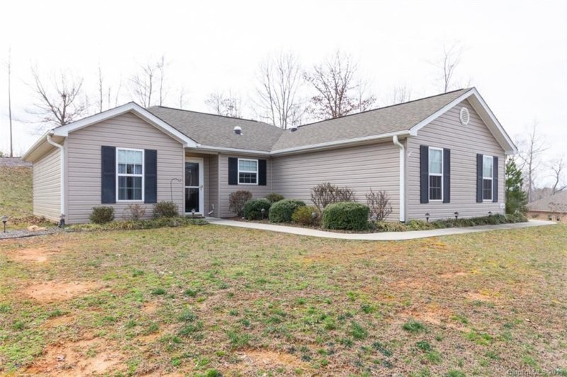 Property image 3 at 6624 Maple Knob Court, Denver, NC 28037