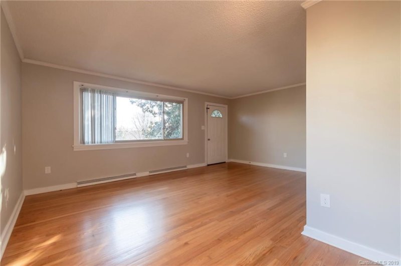 Property image 2 at 147 Cynthia Street, Statesville, NC 28677