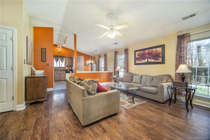 Property image 5 at 922 Morning Glory Drive, Charlotte, NC 28262