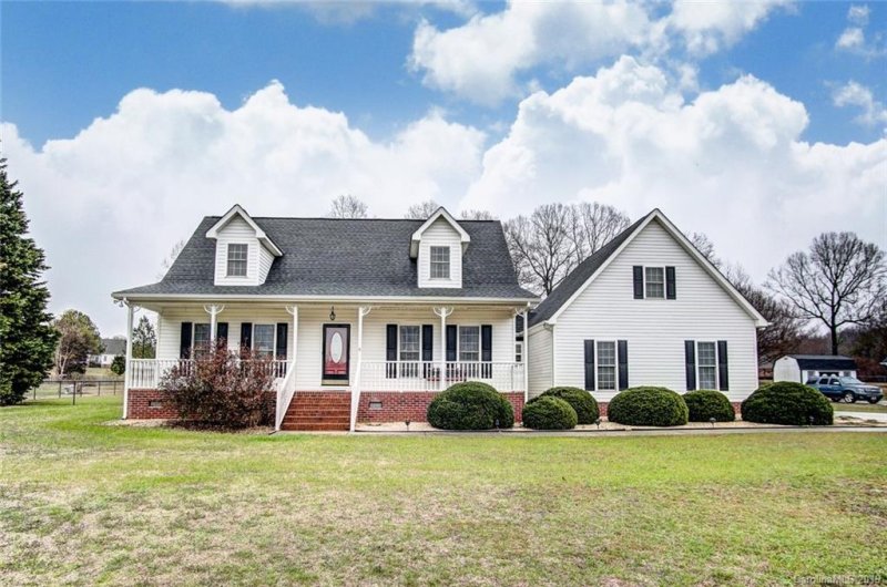 Property image 2 at 613 Rustling Winds Drive, York, SC 29745