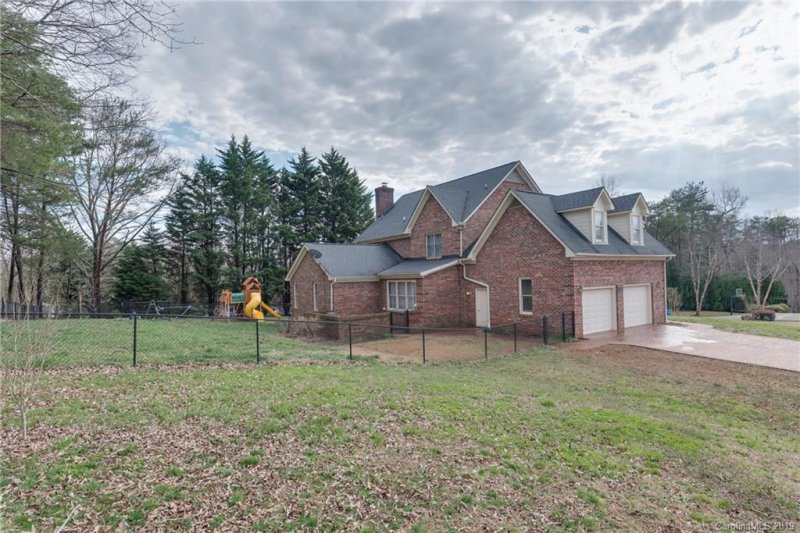 Property image 4 at 137 Brightmore Circle, Rutherfordton, NC 28139