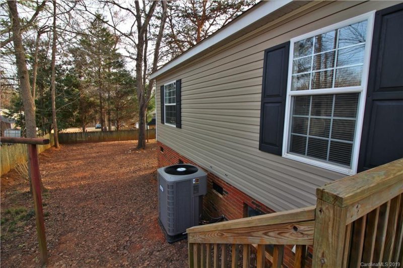 Property image 2 at 1186 Stateline Road, Clover, SC 29710