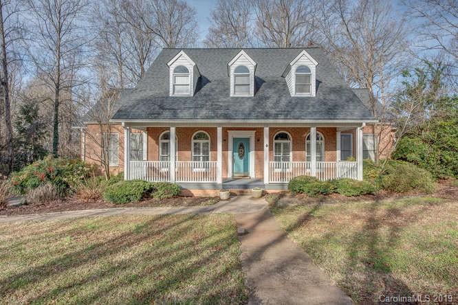 435 Country Club Court