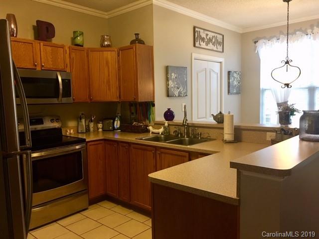 Property image 3 at 4624 Sahalee Lane, Charlotte, NC 28216
