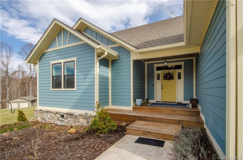 Property image 2 at 525 Stepping Stone Lane, Waynesville, NC 28786